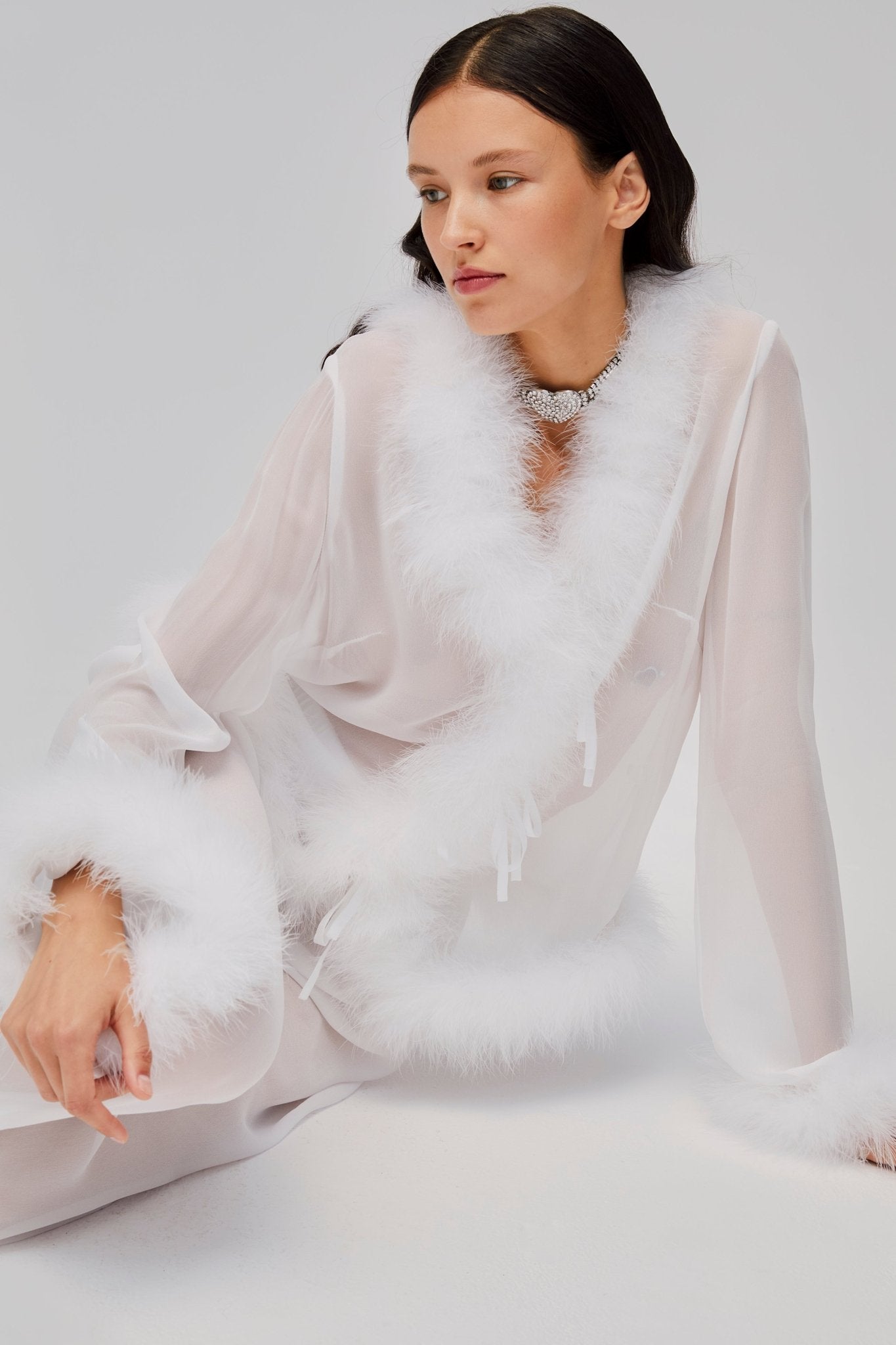 Afrodita Lounge Set in White - ANNIE.G