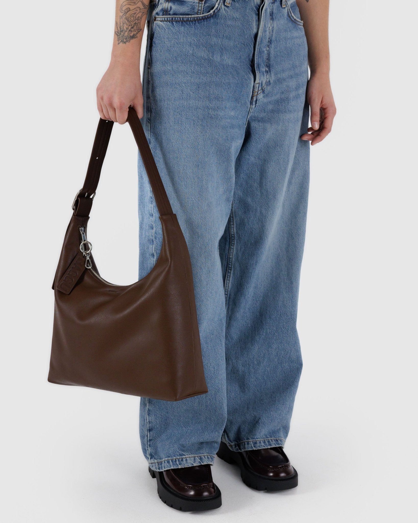 Baggu Recycled Leather Shoulder Bag - ANNIE.G
