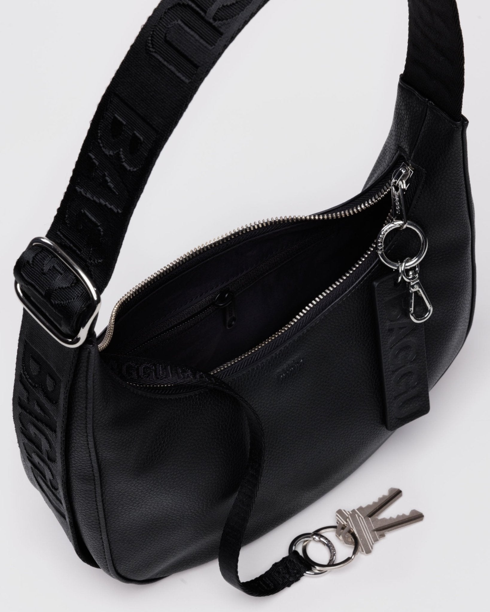 Baggu Small Recycled Leather Crescent Bag - Black - ANNIE.G