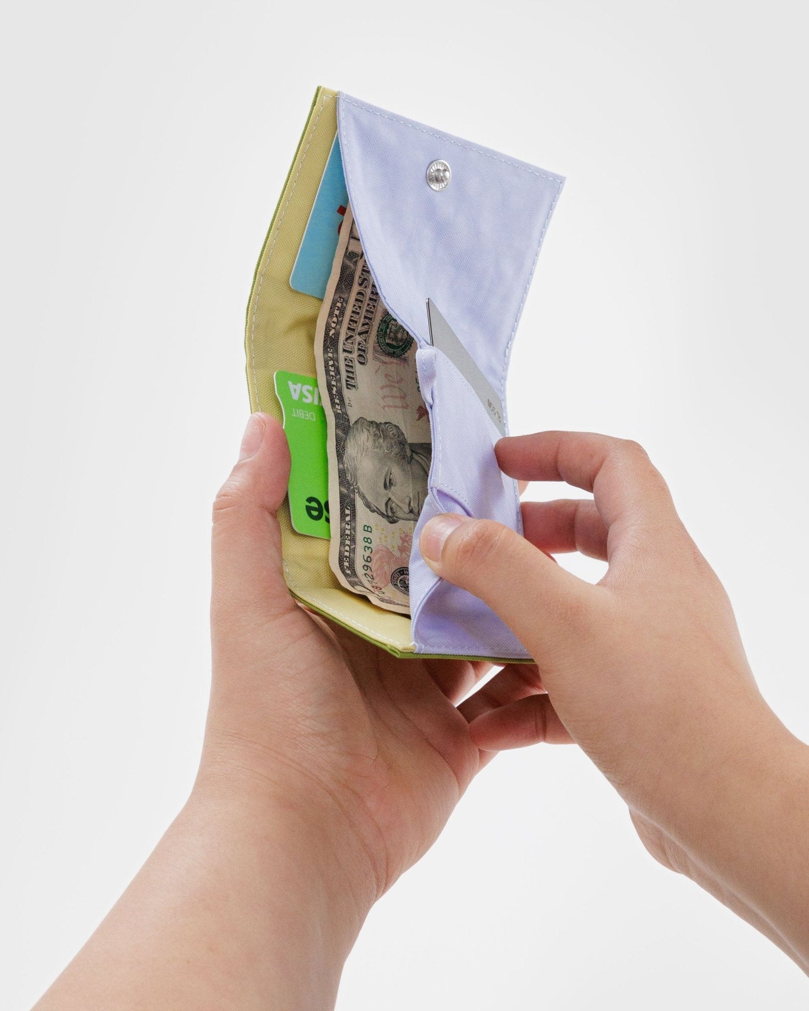 Baggu Snap wallet - ANNIE.G