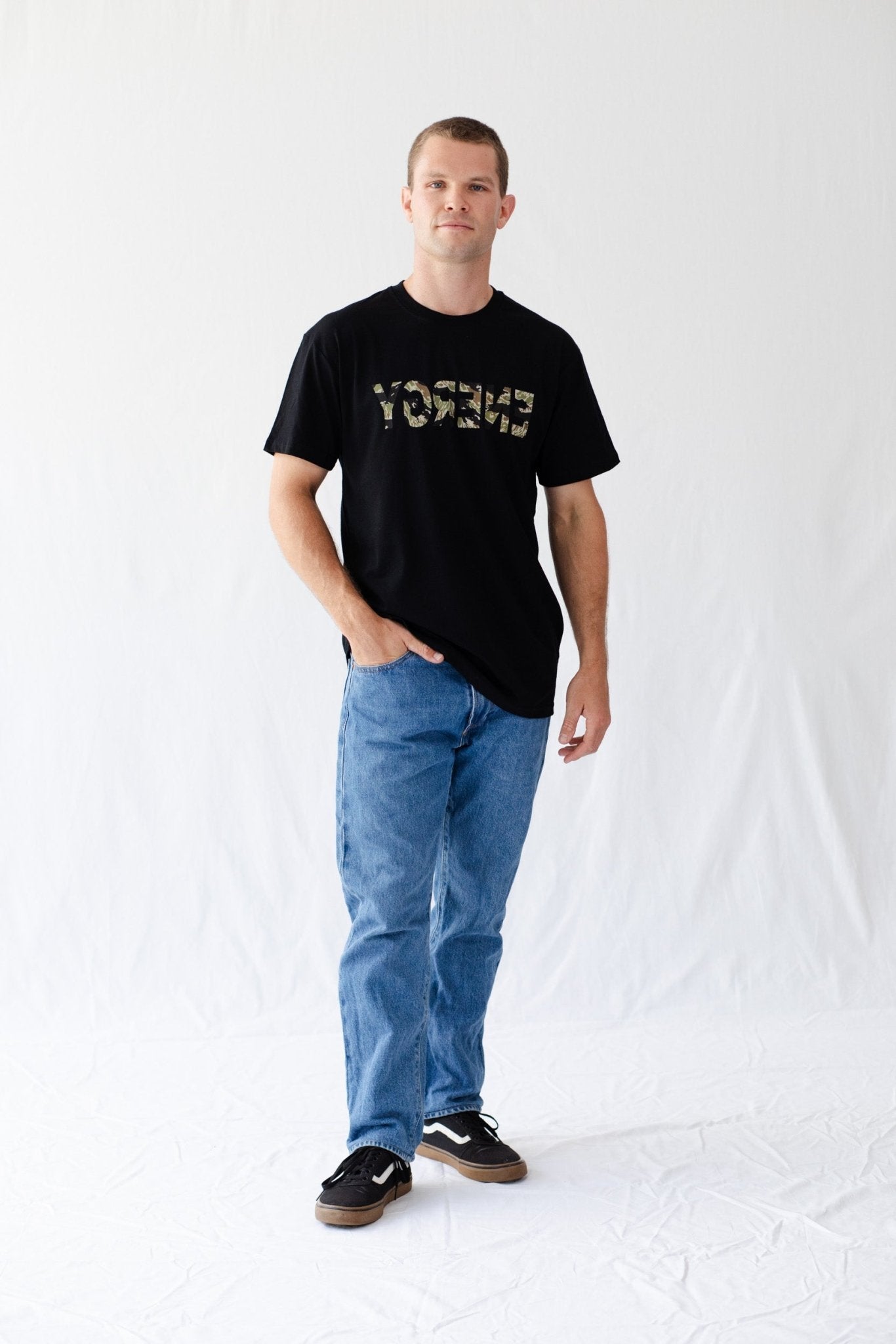 Camo Mens ENERGY T-Shirt in Black - ANNIE.G