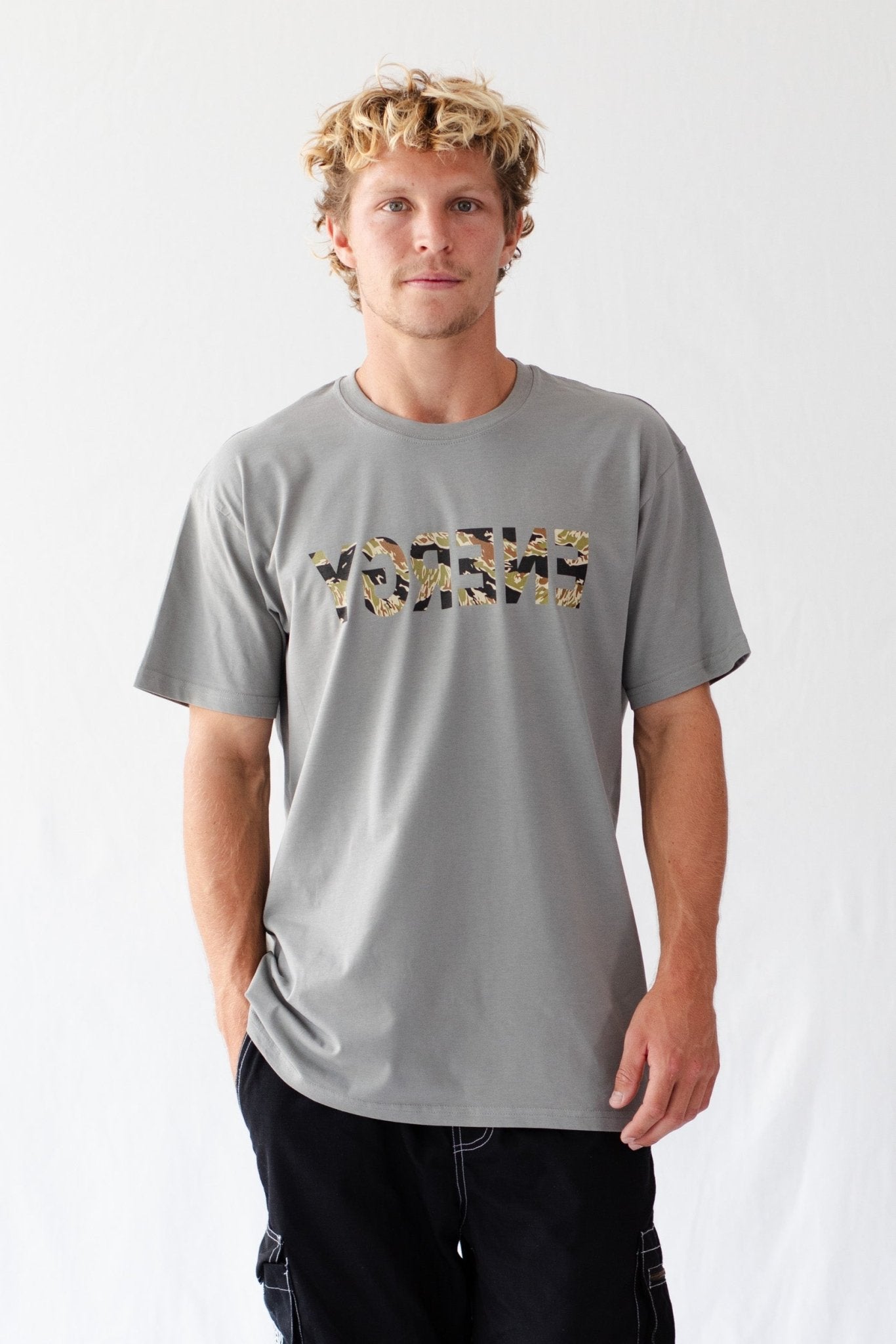 Camo Mens ENERGY T-Shirt in Granite - ANNIE.G