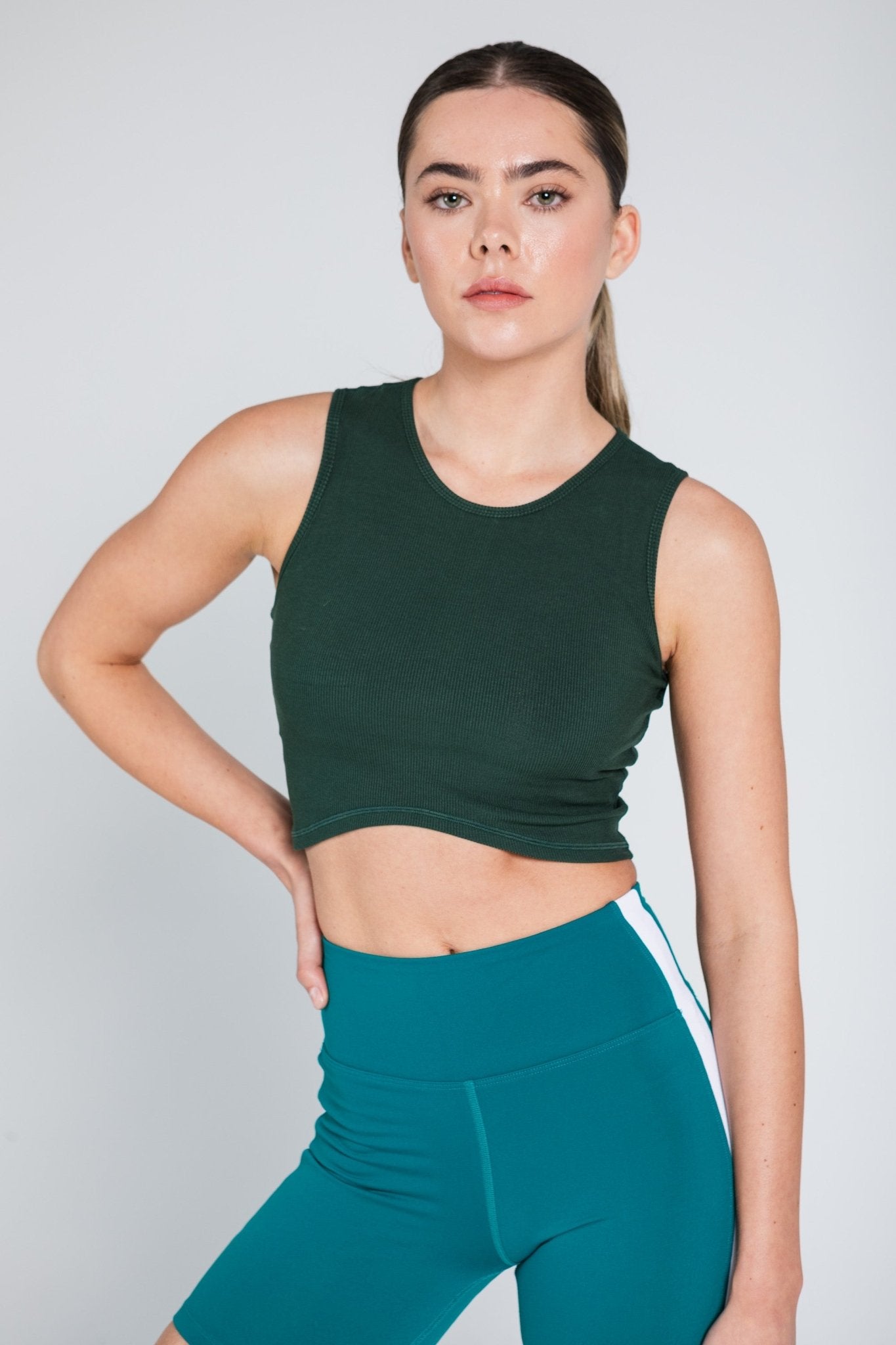 Ribbed Curve Tank - ANNIE.G
