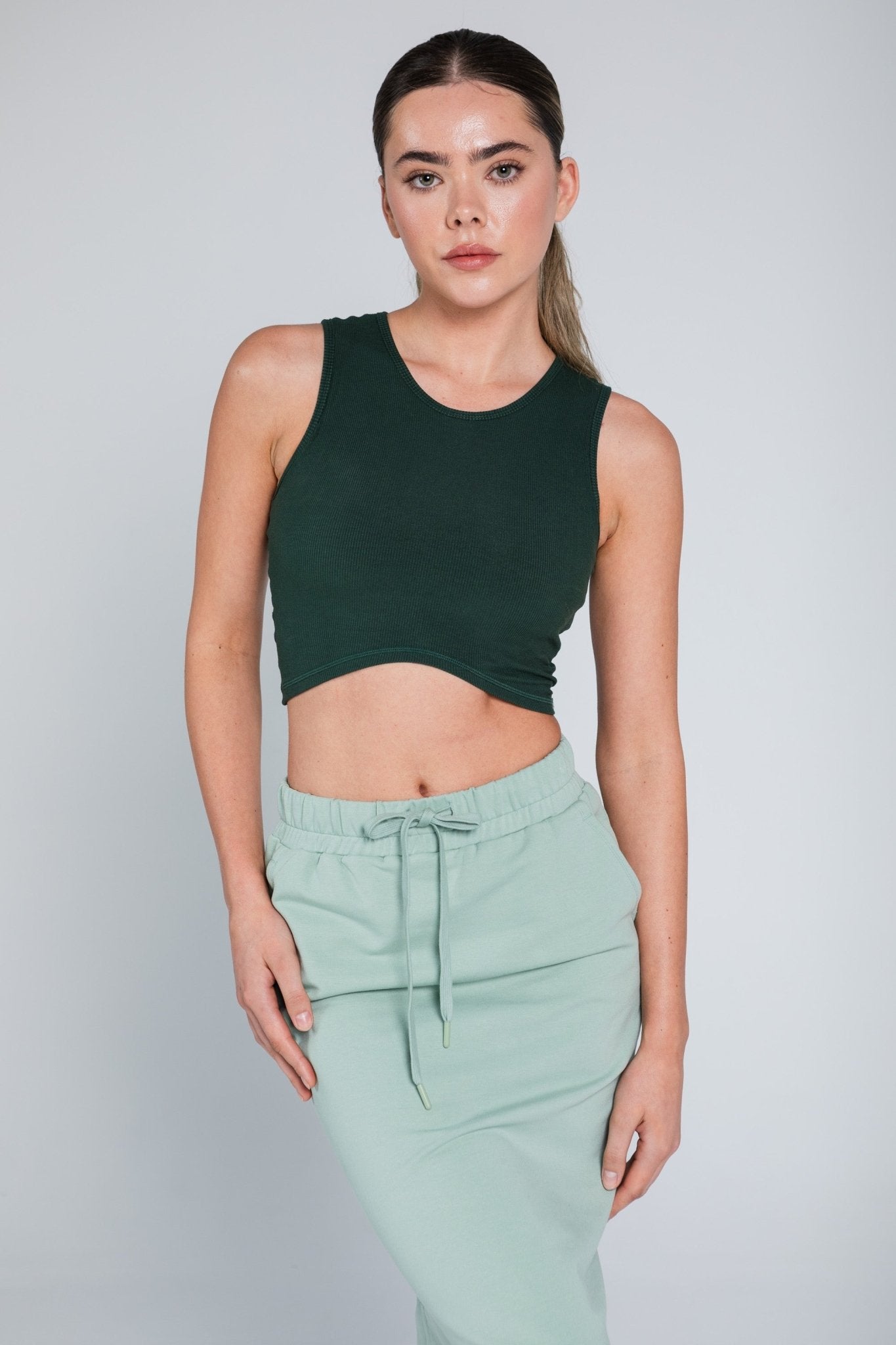 Ribbed Curve Tank - ANNIE.G