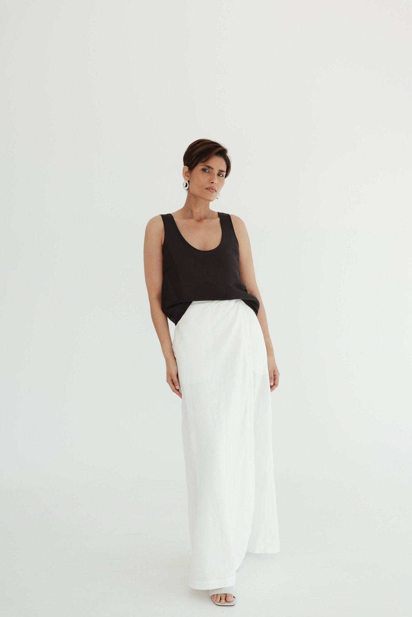 Sofia Cami Top in Noir - ANNIE.G
