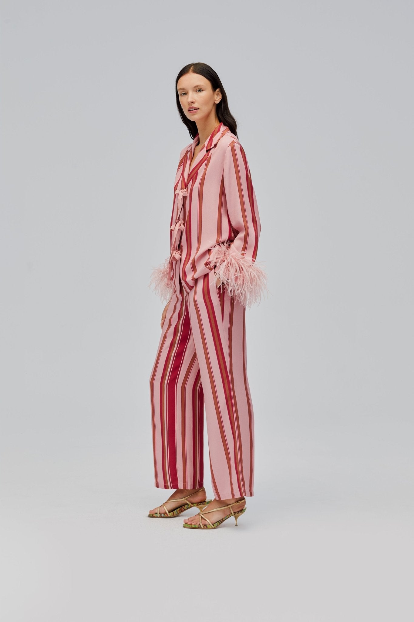 The Bow Pyjama Set with Detachable Feathers in Stripes - ANNIE.G