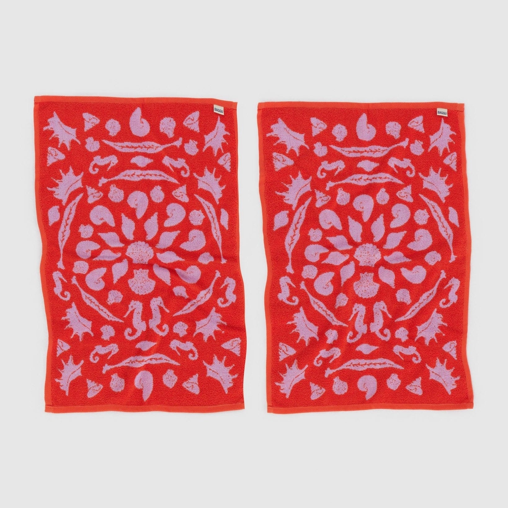 Baggu seashell print Reversible Hand Towel Set of 2 in pink and red colopurway - ANNIE.G