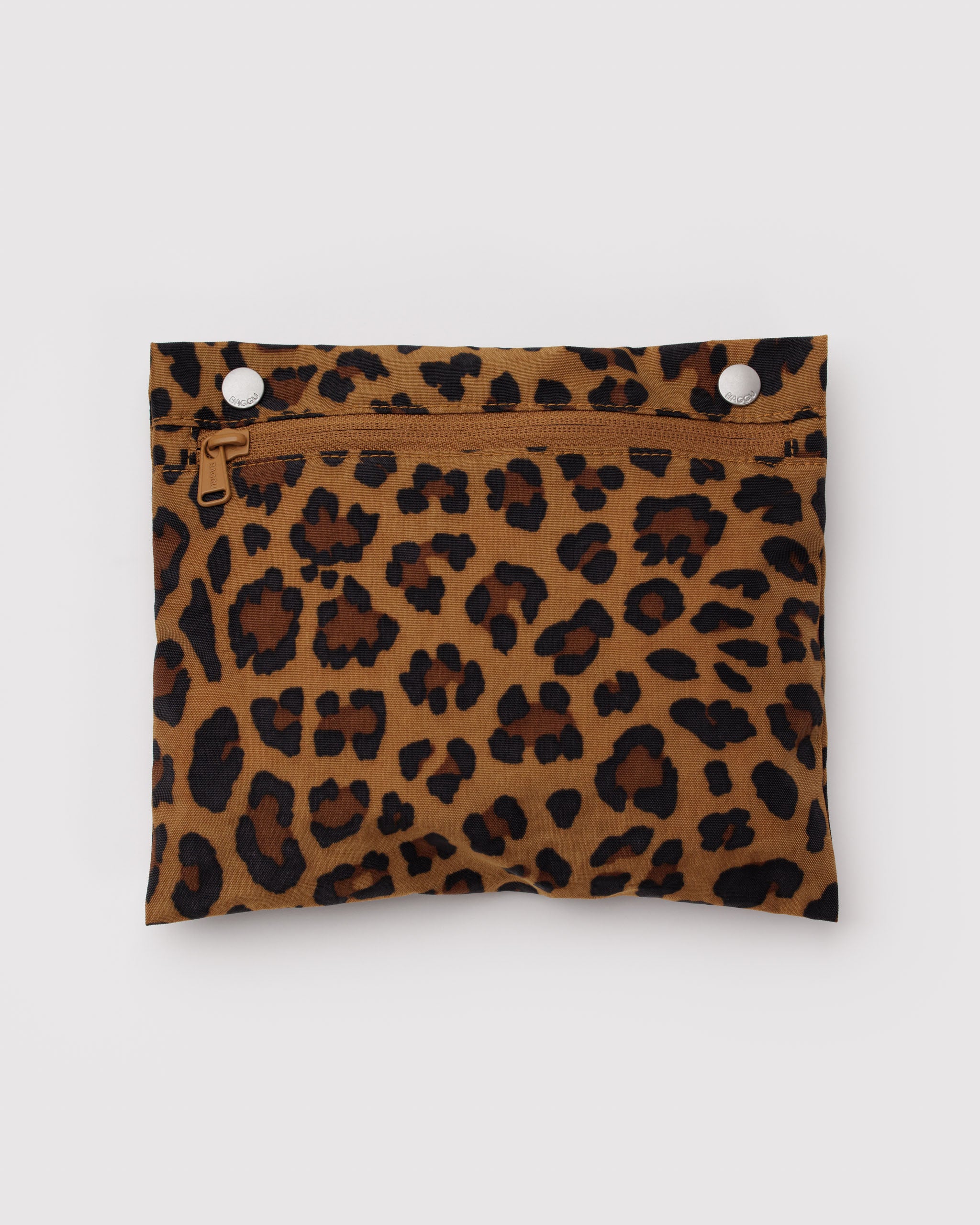 Leopard print removable interior snap pocket with zipper.