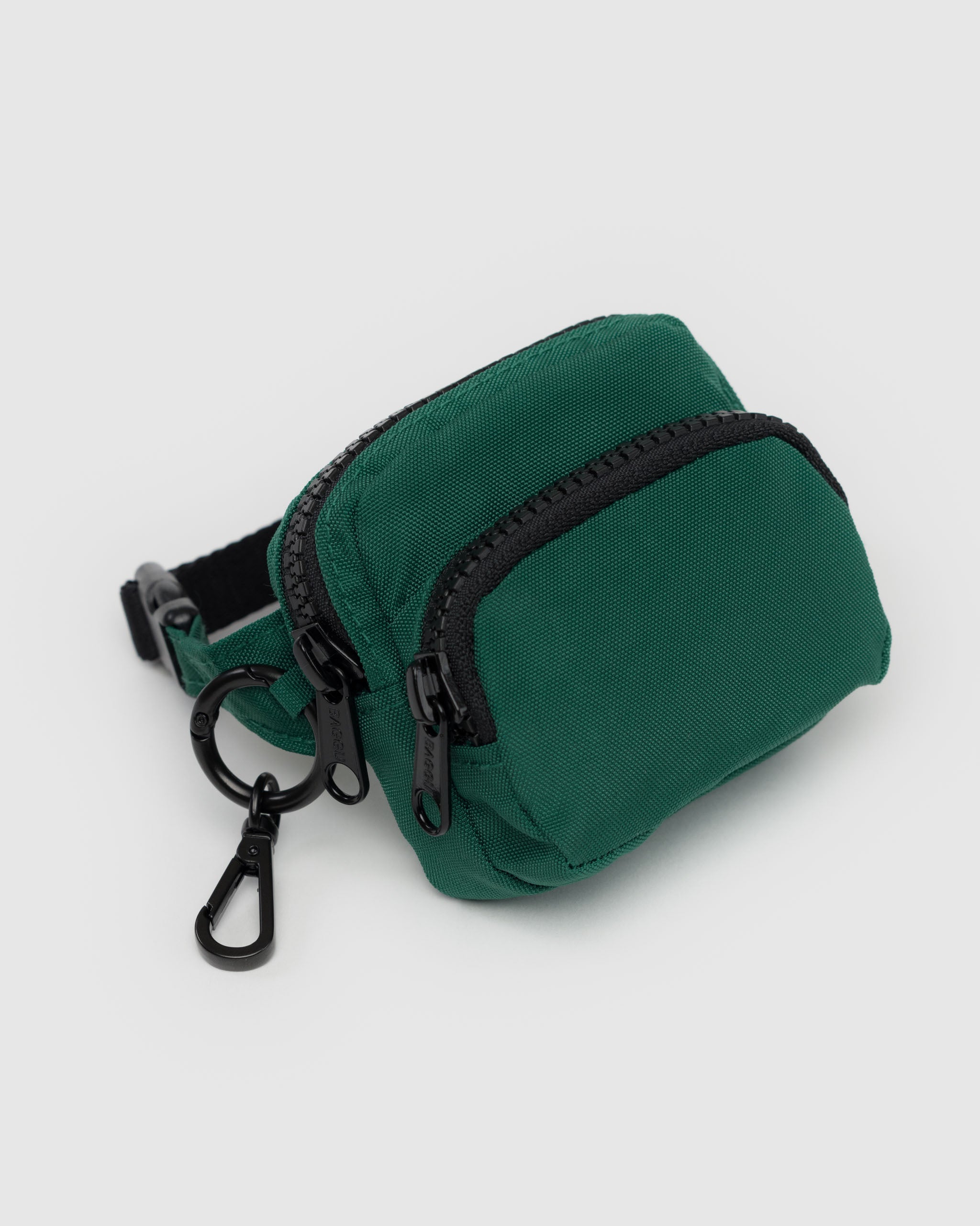 green-fanny-pack-charm