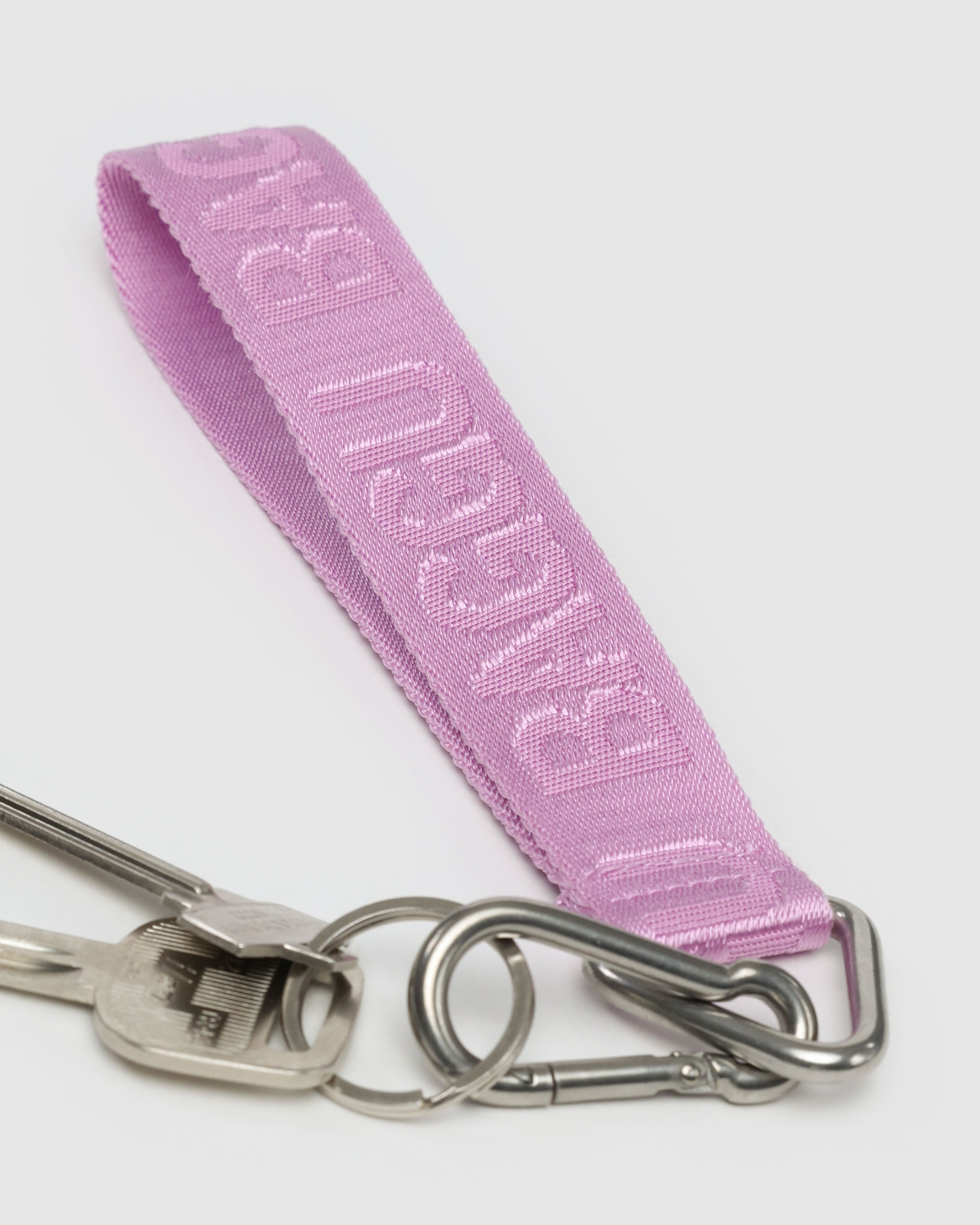 pink-keychain-with-keys