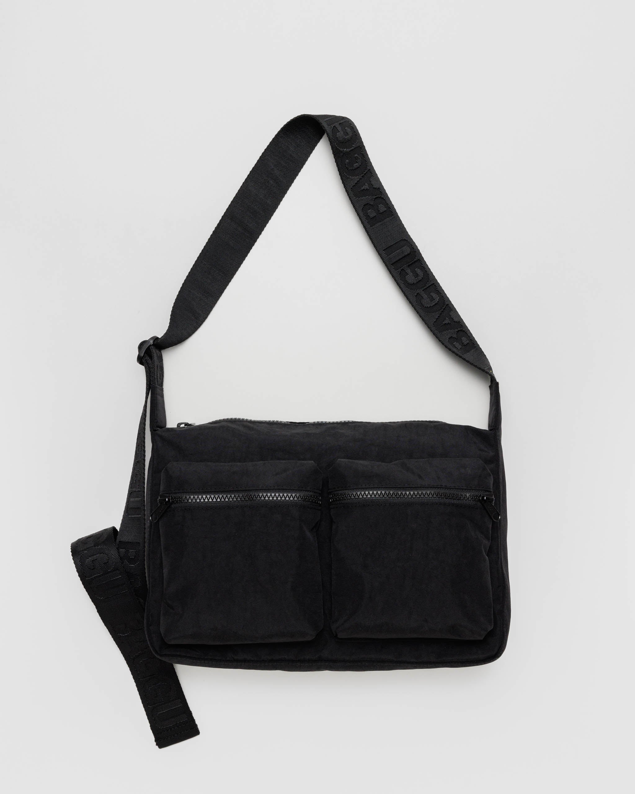 Baggu Medium Cargo Crossbody