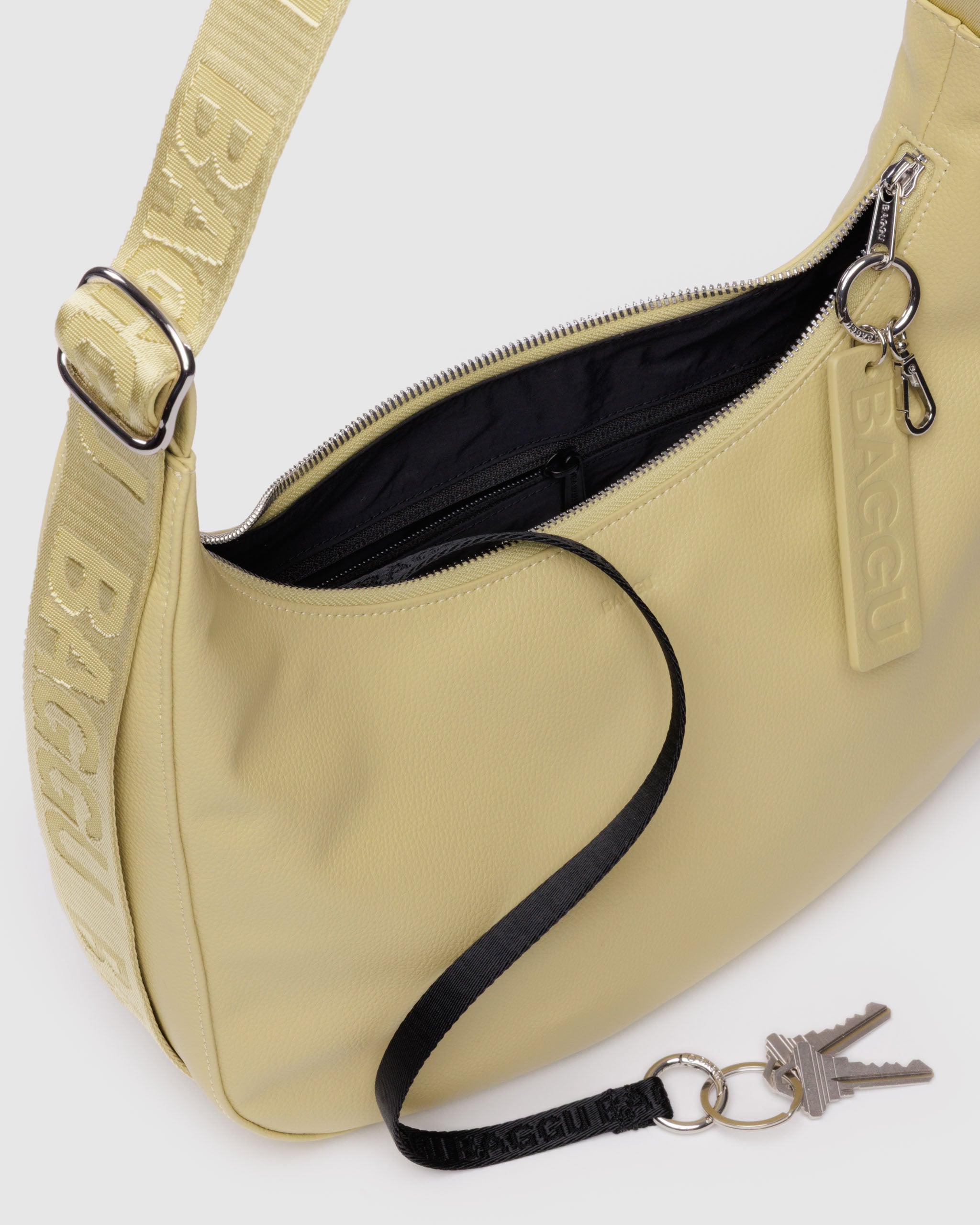 Baggu Medium Recycled Leather Crescent Bag