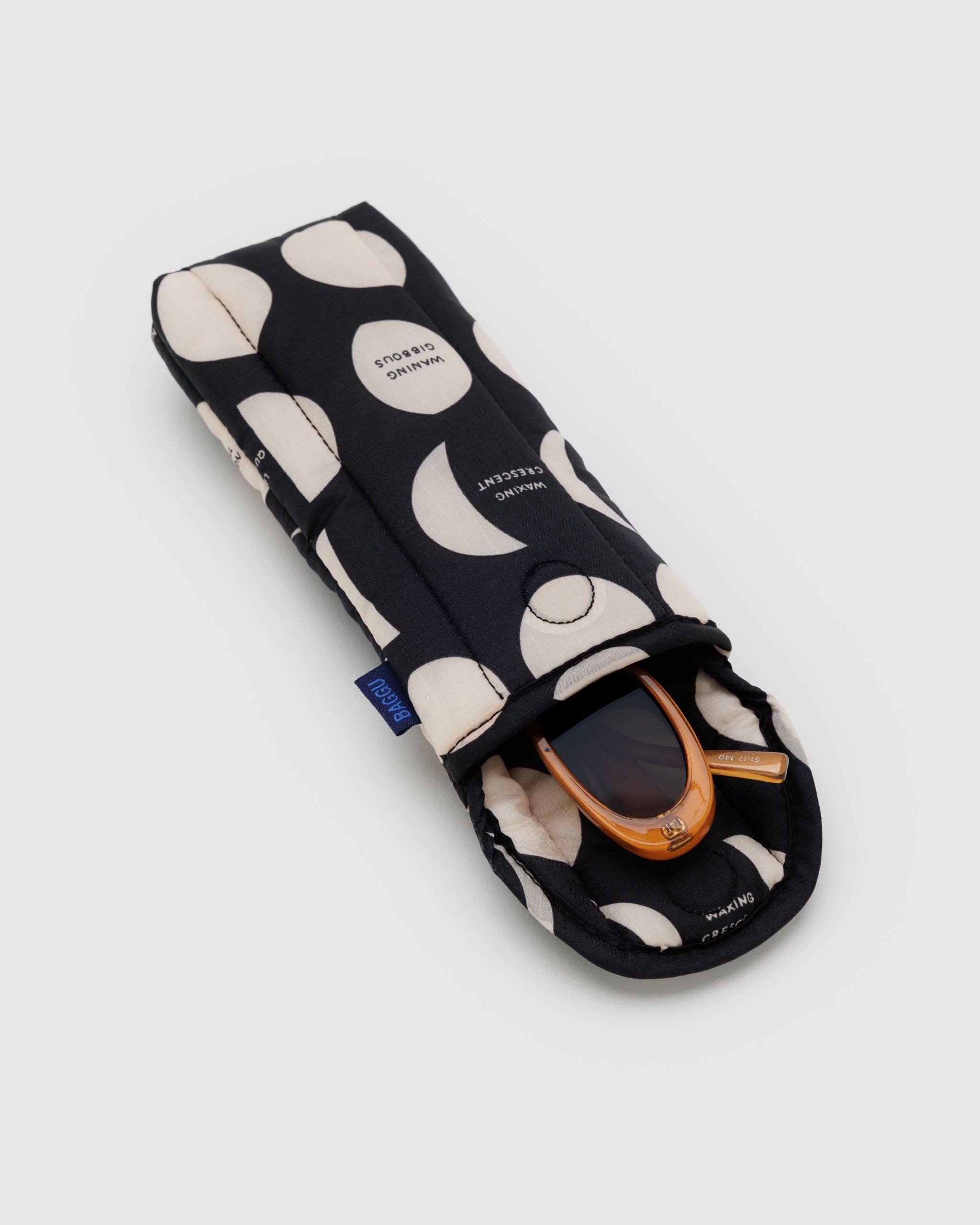 Baggu Puffy Glasses Sleeve