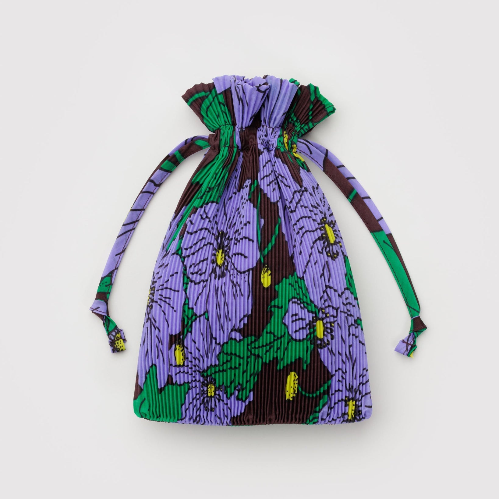 Pleated drawstring bag with poppy floral pattern.