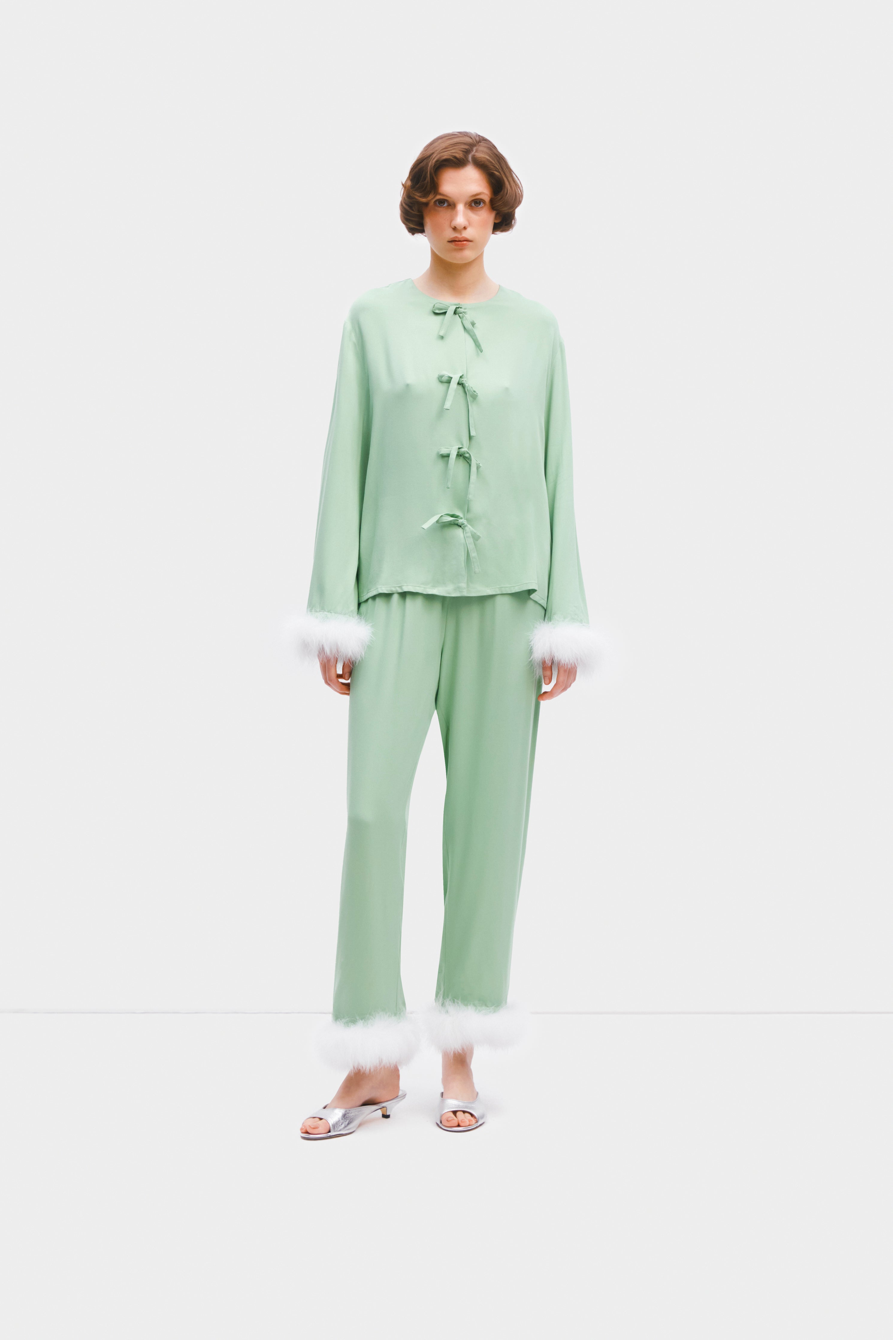 Capricorn Pyjama Set with Detachable Feathers in Mint