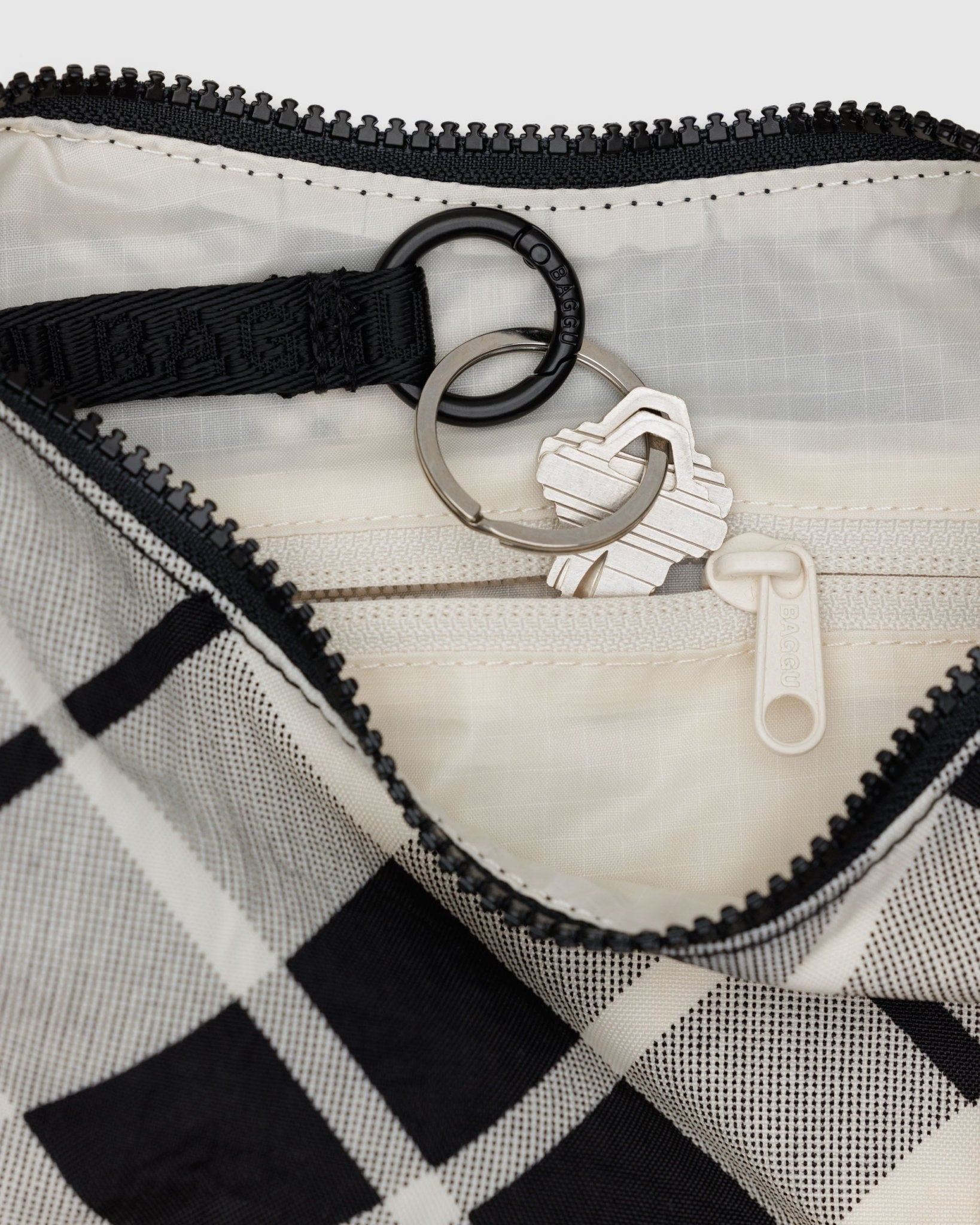 Baggu Small Nylon Crescent BagMixed Plaid3