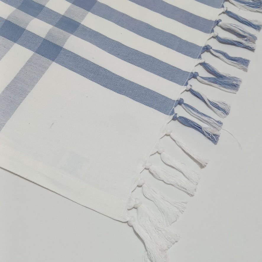 handknotted-edge-detail-on-coastline-check-tablecloth-periwinkle-gingham-contemporary