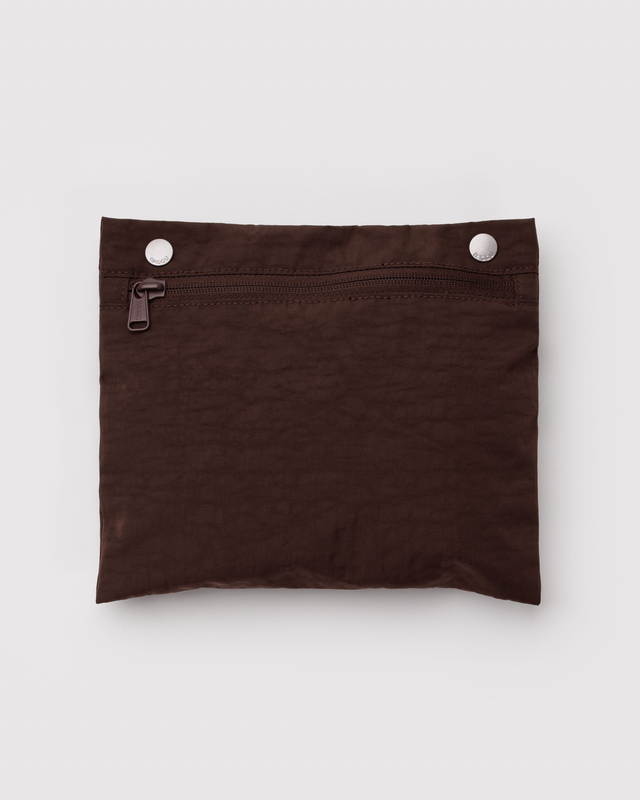Brown removable interior snap pocket with zipper.